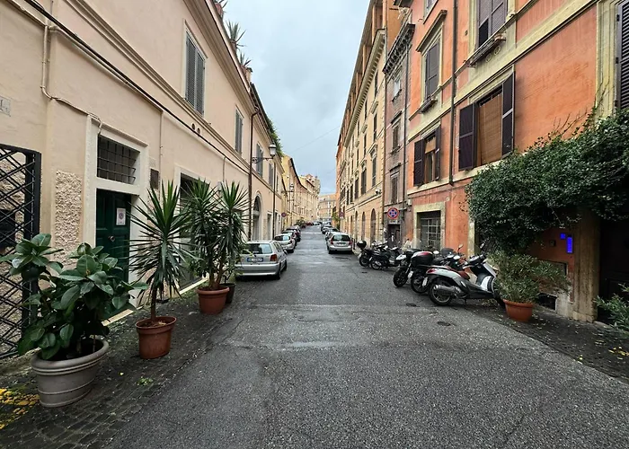 Le Due Torri in Rione Monti